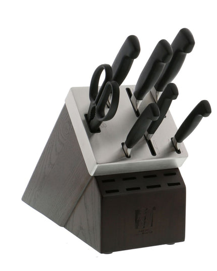 Bộ Dao Zwilling 1018643 Four Star 8 Món Kèm Khối Gỗ Óc Chó Tự Mài