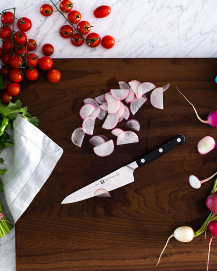 Dao Chuẩn Bị Zwilling 1002755 14 cm Tay Cầm Nhựa Đen Thép Không Gỉ Carbon Cao
