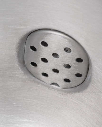Bình Cà Phê Vòi Cổ Ngỗng Tay Cầm Rỗng Bề Mặt Gương Vollrath 46596 2 l