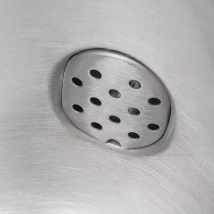 Bình Cà Phê Vòi Cổ Ngỗng Tay Cầm Rỗng Bề Mặt Gương Vollrath 46596 2 l