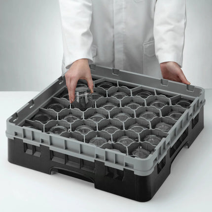CAMBRO | CAMRACK® 30-Compartment Glass Rack – Ø79 mm – 500×500 mm – 1 Extender – Black – H 143 mm