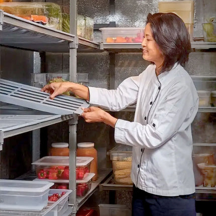 CAMBRO | Camshelving® Commercial Basics Plus Add-On Shelving Unit – 4 Shelves – 718×540 mm – 540 mm deep (slotted & closed)