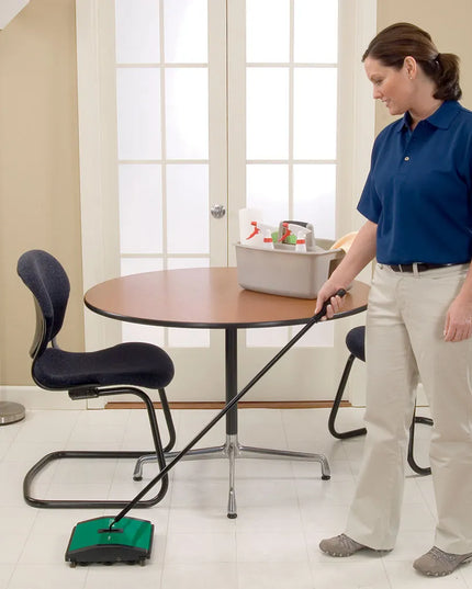 Chổi Quét Bissell BG23 24 cm 2 Lông Nylon Màu Xanh Lá