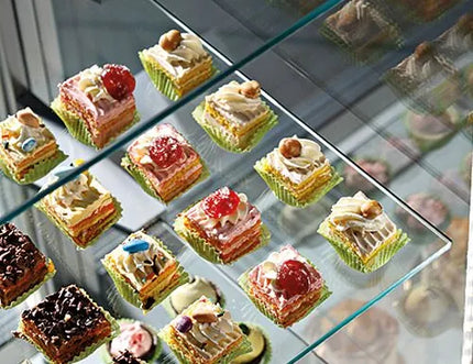 GGM Gastro 4-Sided Glass Display Fridge - 324L - 600mm - Double glazing - with 5 glass shelves - 1 glass door