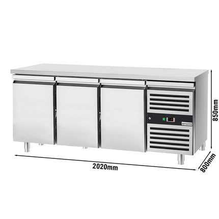 GGM Gastro Bakery Counter Fridge PREMIUM - 2020x800mm - with 3 doors - capacity 456 litres