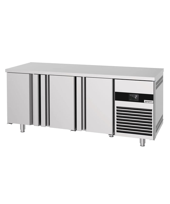 GGM Gastro Bakery Counter Fridge PREMIUM - 2100x800mm - with 3 doors - capacity 456 litres