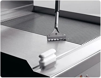 GGM Gastro Bếp Chiên Nướng Gas - 13.8kW - Mặt Nửa Phẳng Nửa Rãnh - Diện Tích Nấu: 795x500mm