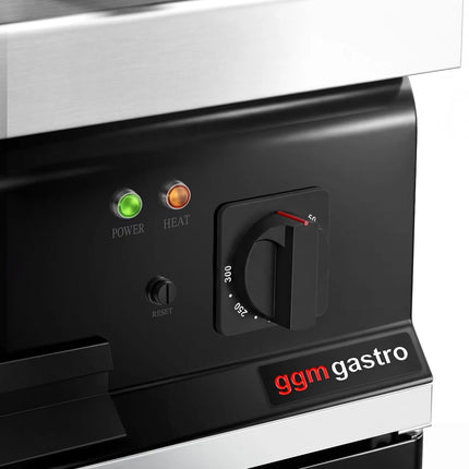 GGM Gastro Bếp Chiên Phẳng Điện - 8kW - Mặt Phẳng - Diện Tích Nấu: 395x535mm - Có Tủ Bệ - 1 Cánh