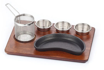 GGM Gastro Bộ Đĩa Nóng Fajita - Bộ 6 Món - Gồm Đế Gỗ, 3 Chén Nhỏ & Giỏ Chiên - Chảo Gang & Phụ Kiện Thép Không Gỉ (AISI 304) - 350x260mm - Hình Quả Thận