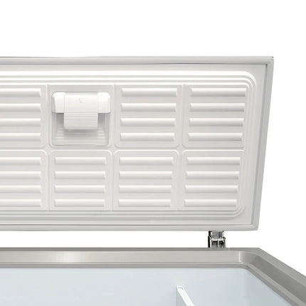 GGM Gastro Commercial Chest Freezer - 1804x695mm - 534 L - Stainless Steel Lid - incl. separating grid - For UK