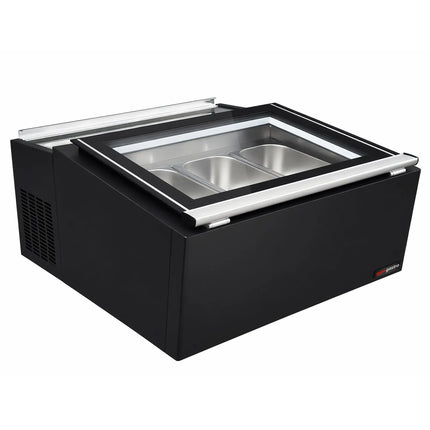 GGM Gastro Commercial Countertop Ice Cream Display Freezer – 772 mm – Static Cooling – for 3 × 5 L Napoli Pans – Lid Opening on Service Side