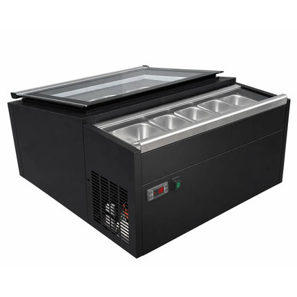 GGM Gastro Commercial Countertop Ice Cream Display Freezer – 772 mm – Static Cooling – for 3 × 5 L Napoli Pans – Lid Opening on Service Side