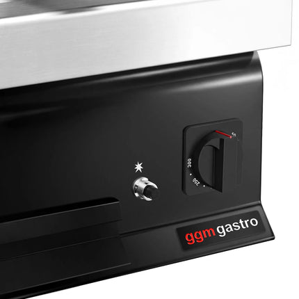 GGM Gastro Commercial Gas Lava Rock Chargrill MARIO 700 - 400mm - Countertop - 700mm Deep - 1 Grill Grid - Tilting Grill Grid - Black-front Fascia