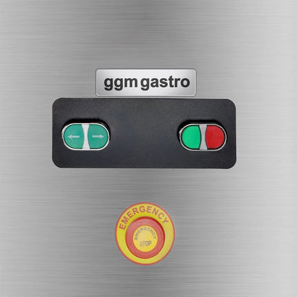 GGM Gastro Heavy Duty Electric Meat Mincer - Size 32 - 600kg/h - 2.2 kW - 1400rpm - Mincing Plate 4mm