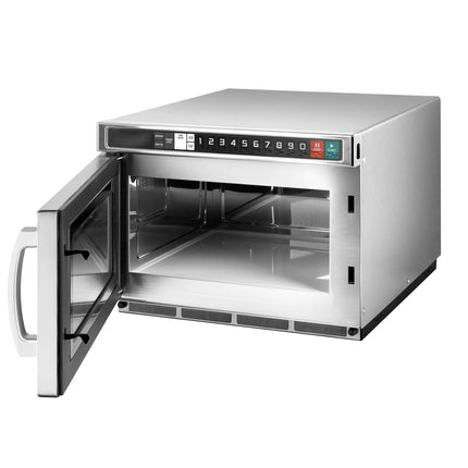 GGM Gastro Microwave - 17 Litres - 2100W - Digital