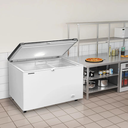 LIEBHERR commercial chest freezer - 404 litres - stainless steel lid