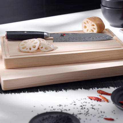 MIYABI | 5000 FC-D Santoku Knife – 180 mm blade - FC61 steel - 48-layer Damascus - for fish, meat & veg