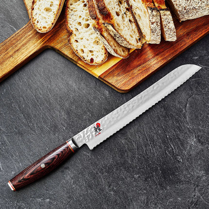 MIYABI | 6000 MCT Bread Knife 230 mm – Serrated Edge - Pakka Wood Handle - Made in Japan