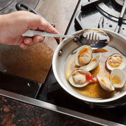 Muỗng Trang Trí Có Rãnh Mercer Culinary M35141 20 cm - Thép Không Gỉ