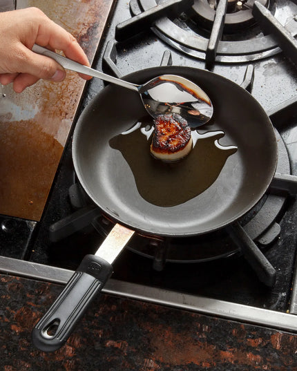 Muỗng Trang Trí Mercer Culinary M35138 22.9 cm - Thép Không Gỉ