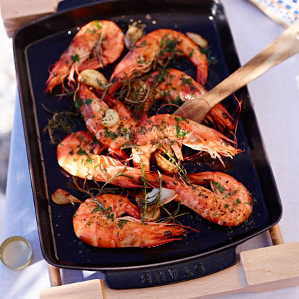 STAUB | Cast Iron Serving Tray with Wooden Base – 330×220 mm - Black Matte Enamel - Hob & Oven Safe