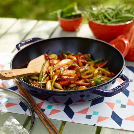 STAUB | Cast Iron Wok Pan with Glass Lid – Ø 30 cm - Dark Blue - All Hobs + Oven