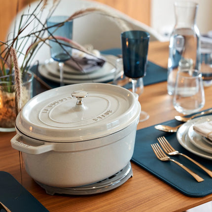 STAUB | Cocotte Oval Enamelled Cast Iron Casserole Dish – 230 mm Oval – White Truffle