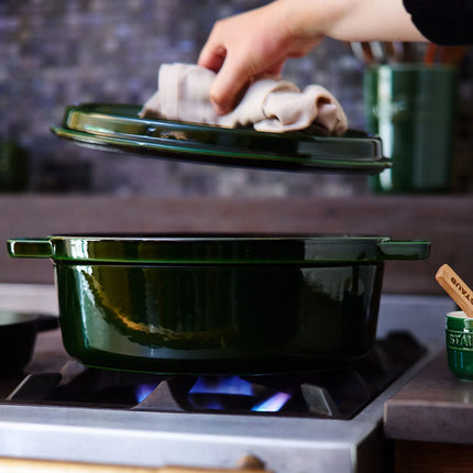STAUB | Cocotte Oval Enamelled Cast Iron Casserole Dish – 290 mm Oval – Basil Green