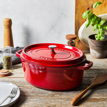 STAUB | Cocotte Oval Enamelled Cast Iron Casserole Dish – 290 mm Oval – Cherry Red
