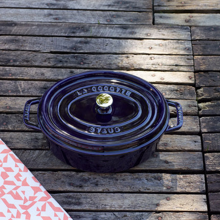 STAUB | Cocotte Oval Enamelled Cast Iron Casserole Dish – 290 mm Oval – Dark Blue