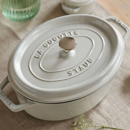 STAUB | Cocotte Oval Enamelled Cast Iron Casserole Dish – 290 mm Oval – White Truffle