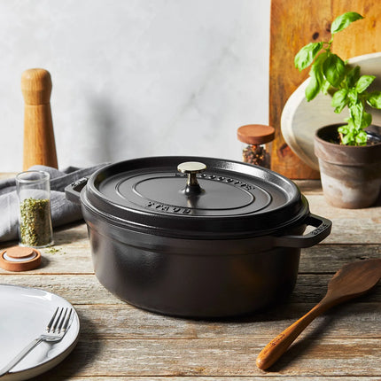 STAUB | Cocotte Oval Enamelled Cast Iron Casserole Dish – 310 mm Oval – Black