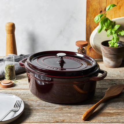 STAUB | Cocotte Oval Enamelled Cast Iron Casserole Dish – 310 mm Oval – Grenadine Red