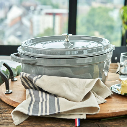 STAUB | Cocotte Oval Enamelled Cast Iron Casserole Dish – 370 mm Oval – Graphite Grey