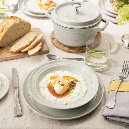 STAUB | Cocotte Round Enamelled Cast Iron Casserole Dish – Ø 200 mm – White Truffle