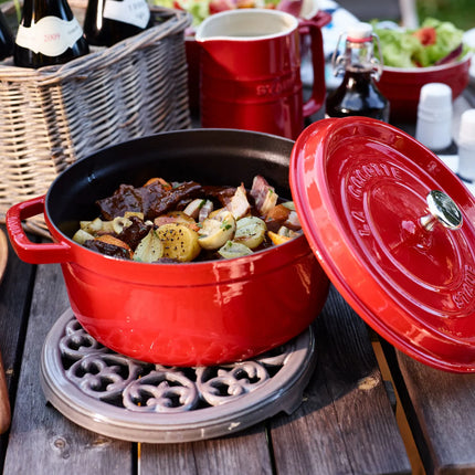 STAUB | Cocotte Round Enamelled Cast Iron Casserole Dish – Ø 240 mm – Cherry Red