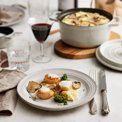 STAUB | Cocotte Round Enamelled Cast Iron Casserole Dish – Ø 240 mm – White Truffle