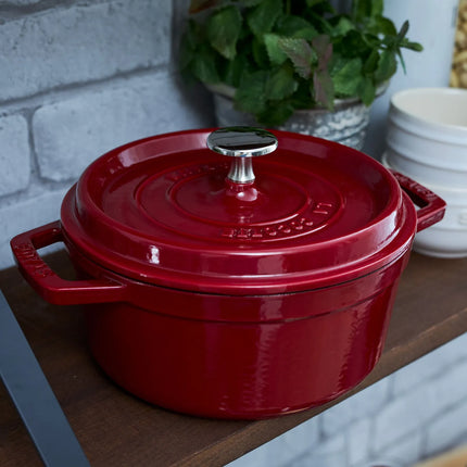STAUB | Cocotte Round Enamelled Cast Iron Casserole Dish – Ø 260–270 mm – Bordeaux Red