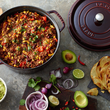 STAUB | Cocotte Round Enamelled Cast Iron Casserole Dish – Ø 280 mm – Grenadine Red