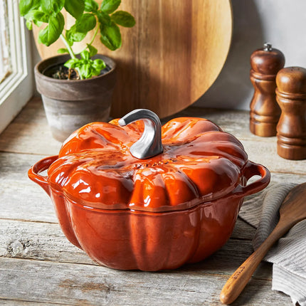 STAUB | Pumpkin Cocotte Enamelled Cast Iron Casserole Dish – Ø 240 mm – Cinnamon