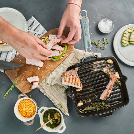 STAUB | Pure Grill Square Cast Iron Grill Pan – 24x24 cm - Black - Spout & Folding Silicone Handle
