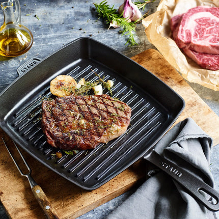 STAUB | Pure Grill Square Cast Iron Grill Pan – 26x26 cm - Black - American Grill, Enamelled Interior