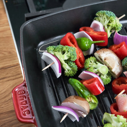 STAUB | Pure Grill Square Cast Iron Grill Pan – 26x26 cm - Cherry Red - American Grill, Non-Stick