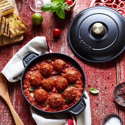 STAUB | Round Cast Iron Casserole with Lid – Ø 20 cm - Black