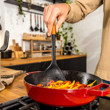 STAUB | Wok Turner Spatula – Silicone – Black – 310mm – Acacia Wood Handle – Non-Stick Safe