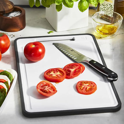 Thớt Nhựa Kháng Khuẩn Zwilling 1024718 24.8 x 38.7 cm Màu Trắng