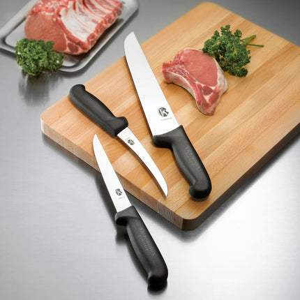 VICTORINOX | Fibrox Chef’s Knife – Straight Edge - 22 cm Blade