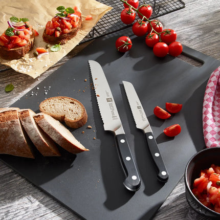 ZWILLING | Bread Knife – Serrated Edge - 200 mm - Made in Germany