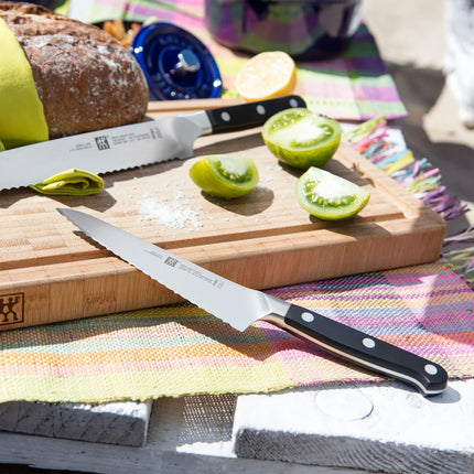 ZWILLING | Compact Chef’s Knife – FRIODUR® Ice‑Hardened - 140 mm - Made in Germany