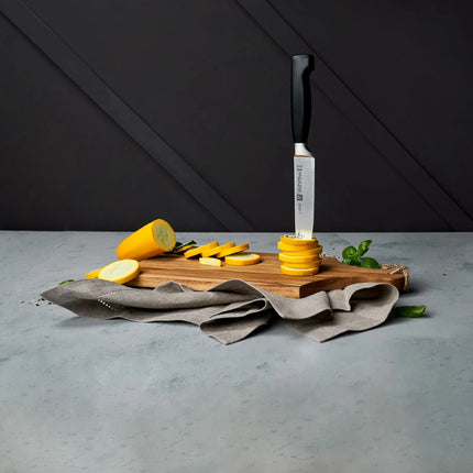 ZWILLING | Four Star Meat Carving Knife – 16 cm blade - plain edge - for raw, roasted & cooked meat - FRIODUR ice-hardened